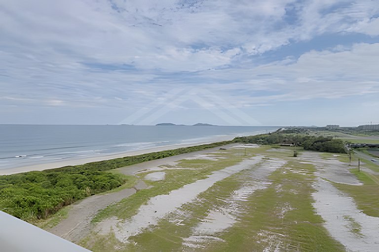 T2.904 - Apto completo, com vista para o mar, condomínio com