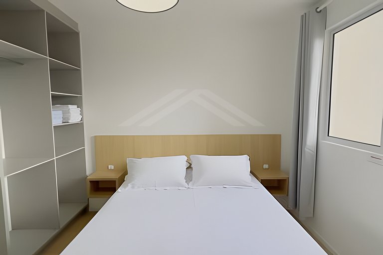 T1. 706 Apartamento a uma quadra do mar, com ar-condicionado