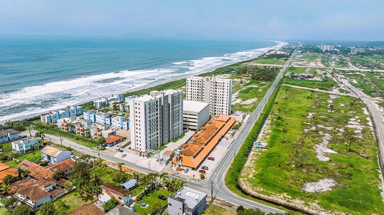 T1.1103 - Apto 11º pavto, frente para o mar, conforto, condo