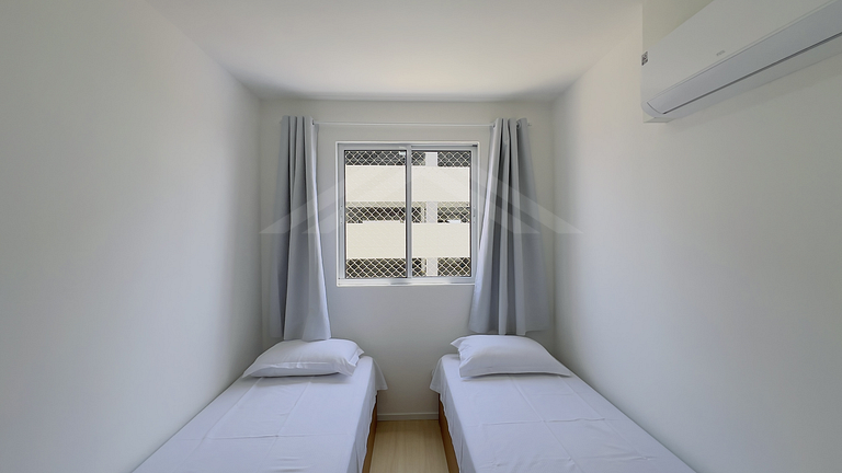 T2.403 - Apto com lazer completo em Itapoá-SC