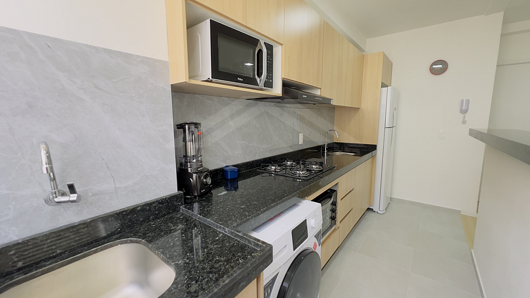 T2.403 - Apto com lazer completo em Itapoá-SC