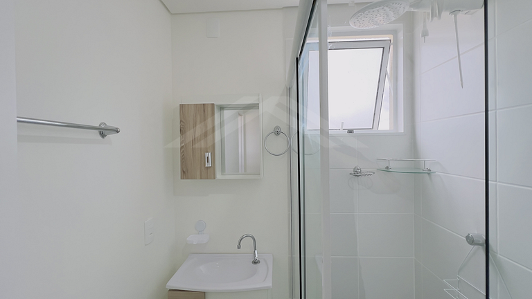 T1.302 - Apto novo, quadra mar, condomínio clube