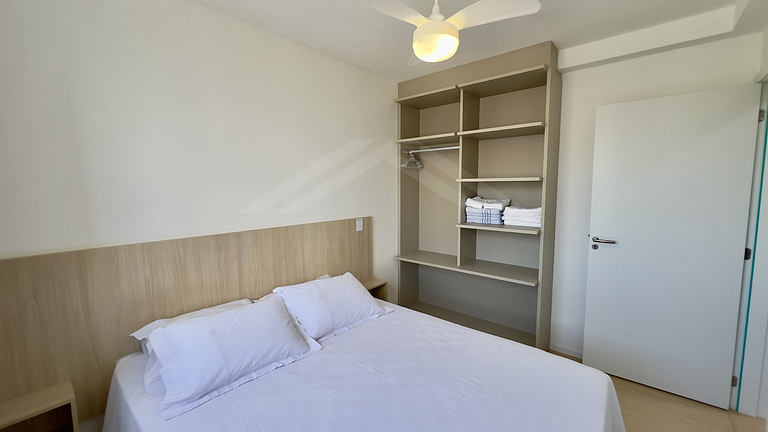 T1.1101 - Apartamento novo, linda vista para o mar