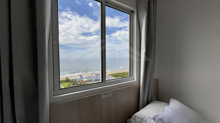 T1.1101 - Apartamento novo, linda vista para o mar