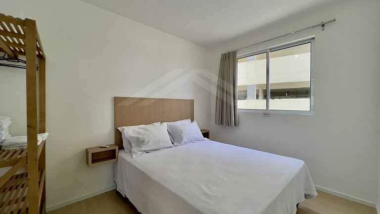 T1.302 - Apto novo, quadra mar, condomínio clube