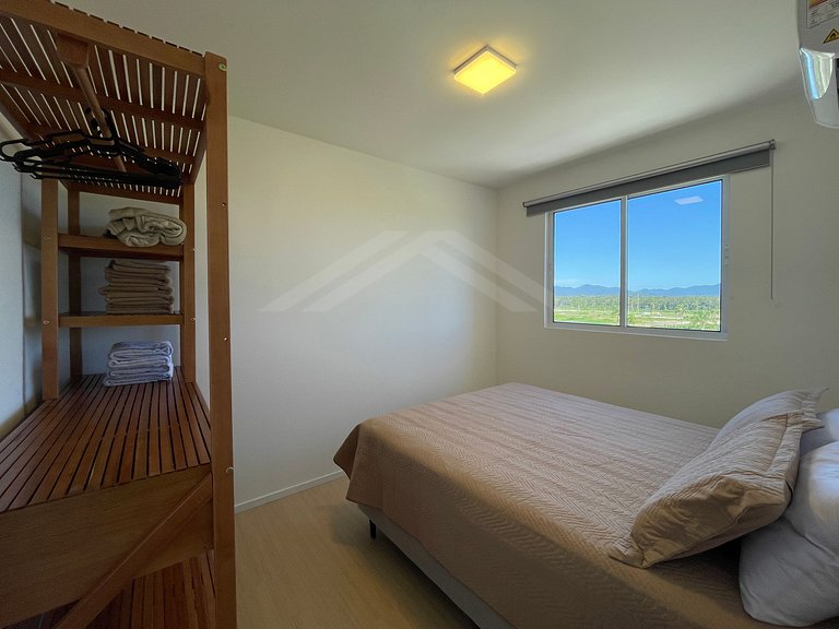 T2.707 - Apto condomínio clube, quadra mar, c/ ar condiciona