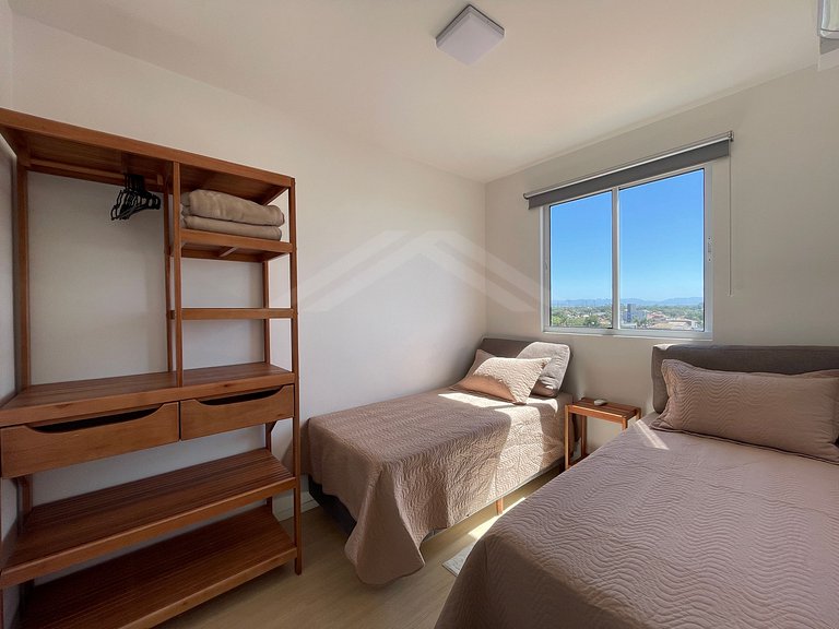 T2.707 - Apto condomínio clube, quadra mar, c/ ar condiciona