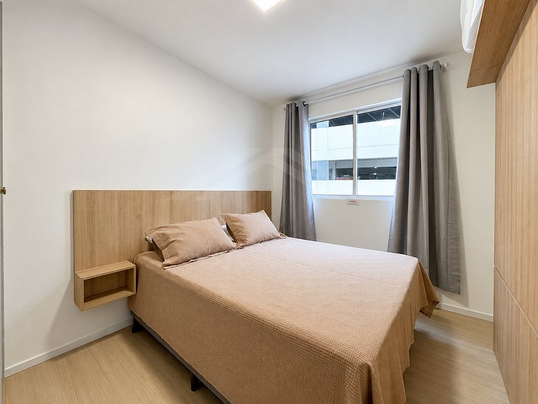 T1.402 - Apartamento, quadra mar, condomínio clube