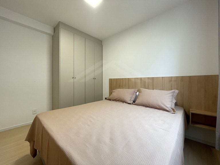 T1.402 - Apartamento, quadra mar, condomínio clube