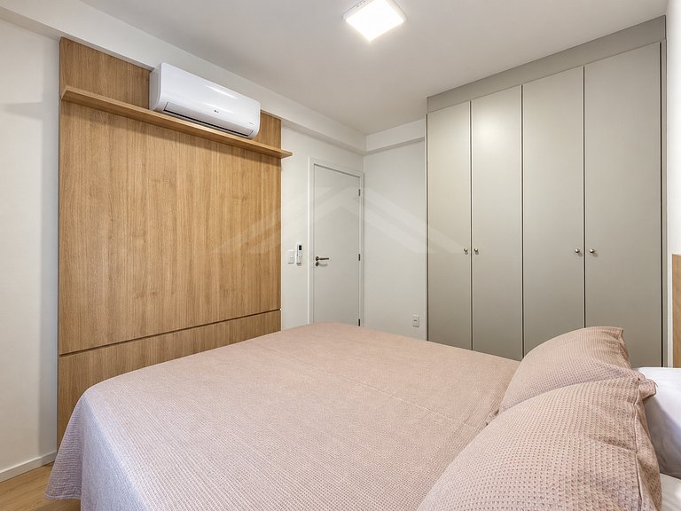 T1.402 - Apartamento, quadra mar, condomínio clube