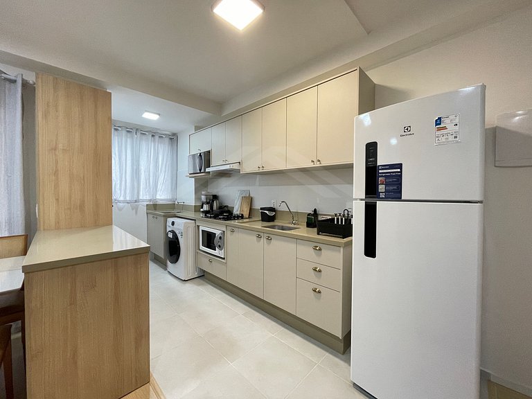 T1.402 - Apartamento, quadra mar, condomínio clube