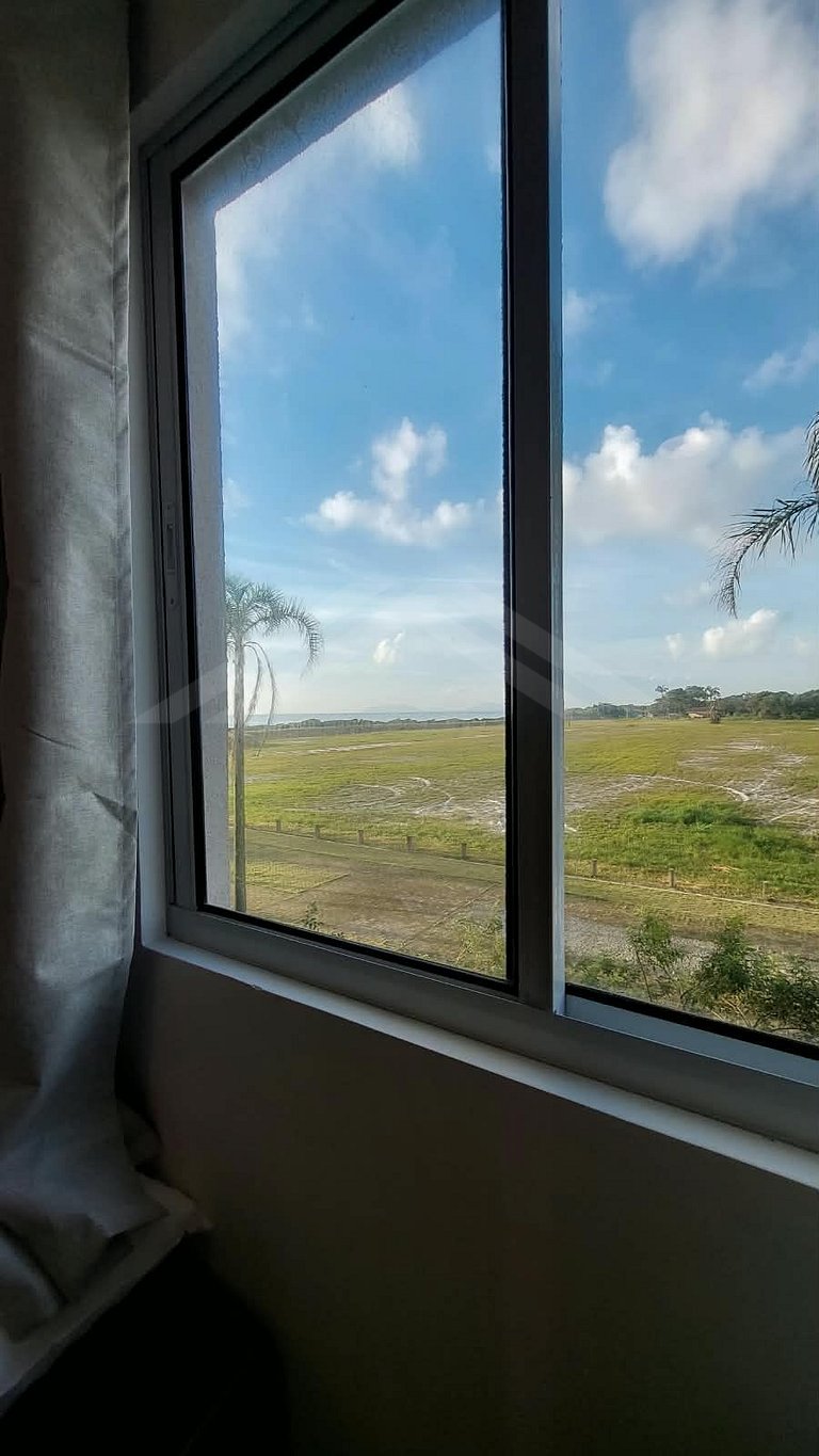 T2.206 - Apto completo em condomínio clube, Itapoá