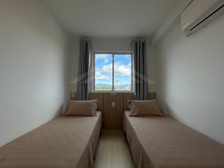 T1.402 - Apartamento, quadra mar, condomínio clube