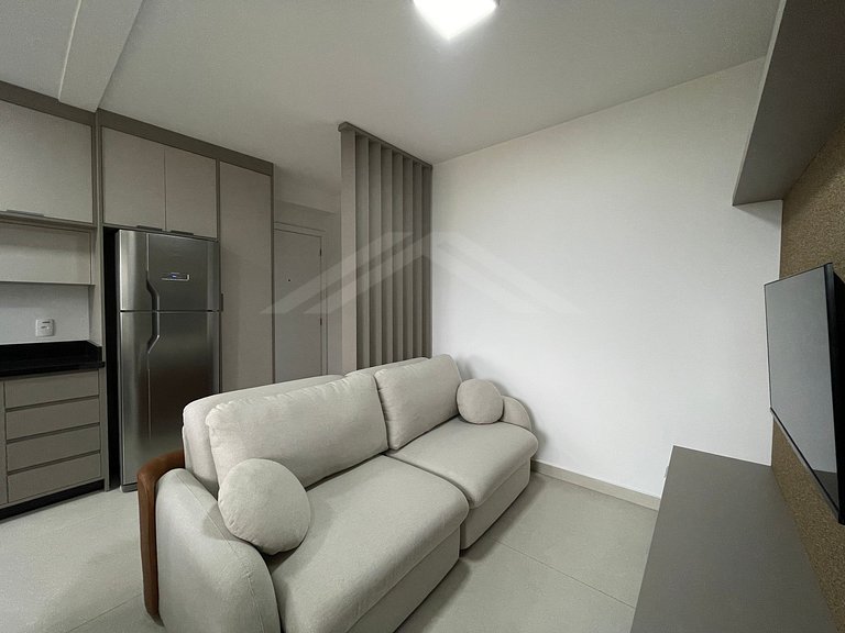 T1.1002 - Apto confortável, completo, piscina